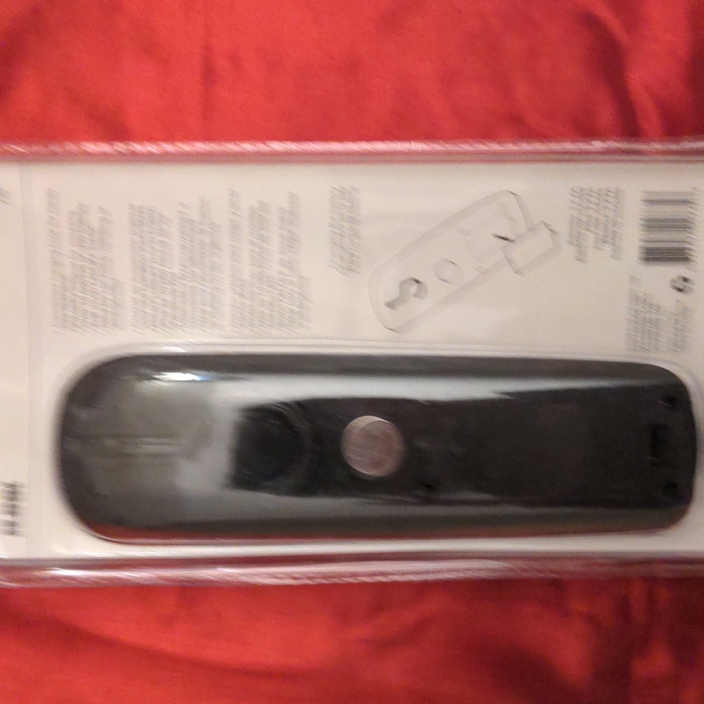Magnet & Hook LED Flashlight - Picture 3 of 4
